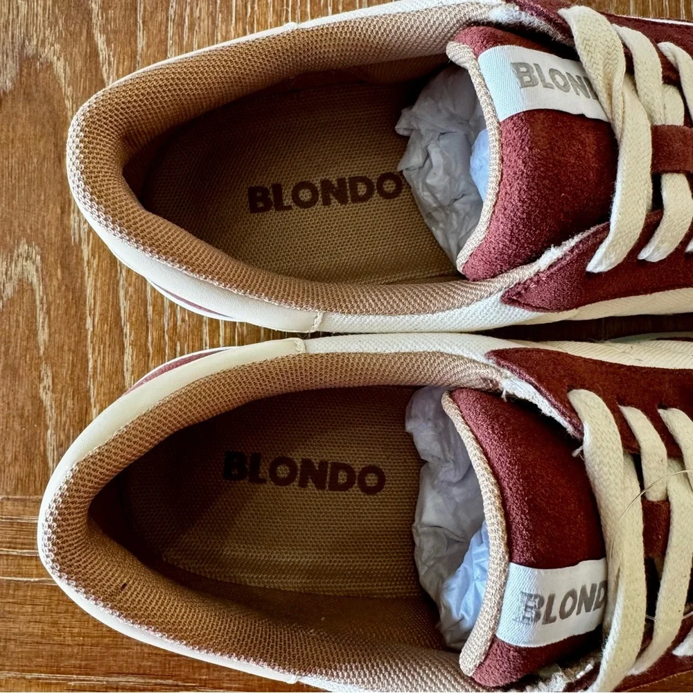 NIB rusty red Blondo Kamari lace up sneakers 8M - Picture 10 of 14